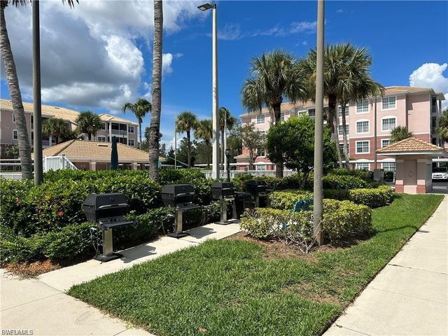 15901 Royal Pointe LN # 104, Fort Myers, FL 33908