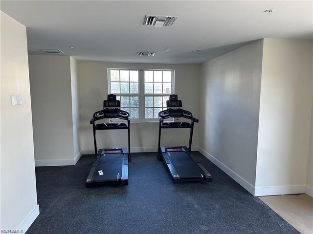 15901 Royal Pointe LN # 104, Fort Myers, FL 33908