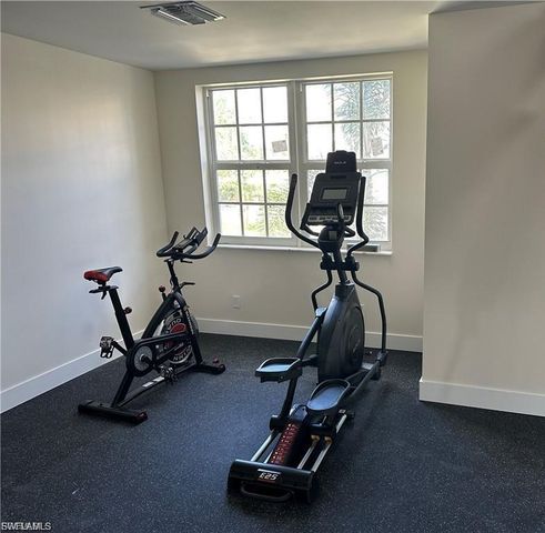 15901 Royal Pointe LN # 104, Fort Myers, FL 33908