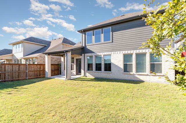 428 Halwin Drive, Fort Worth, TX 76131