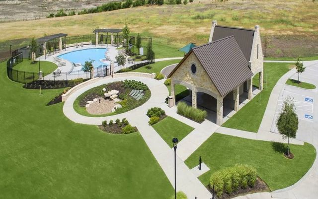 428 Halwin Drive, Fort Worth, TX 76131