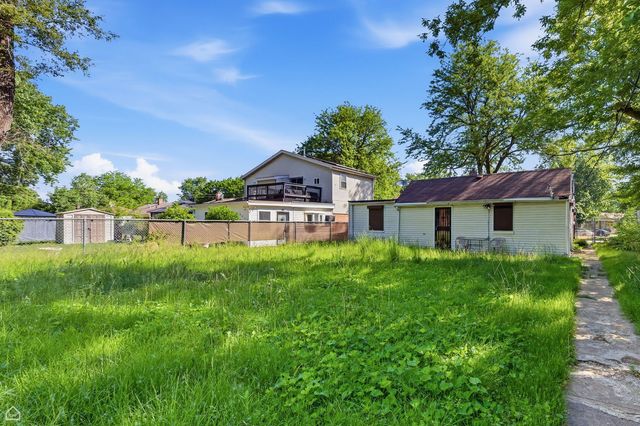10066 S Van Vlissingen Road, Chicago, IL 60617
