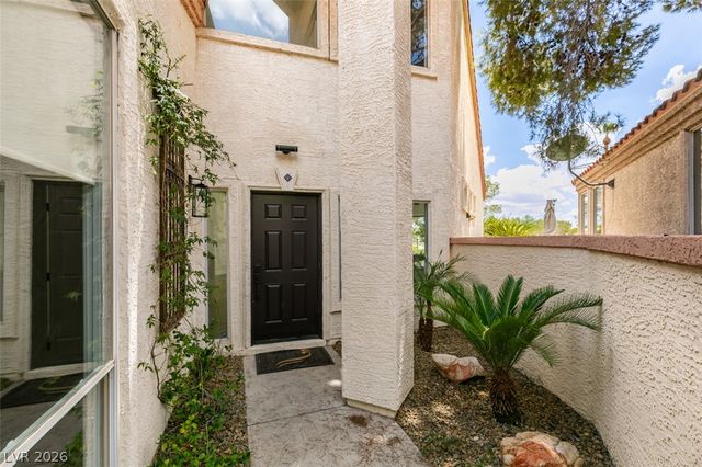 8941 Diamond Falls Drive, Las Vegas, NV 89117
