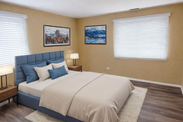 1462 Stonebridge Circle F10, Wheaton, IL 60189