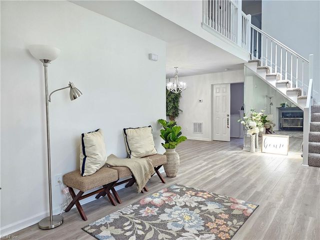 684 Aylesbury DR, Virginia Beach, VA 23461