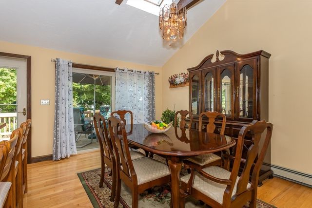 96 Walton St, Weymouth, MA 02189