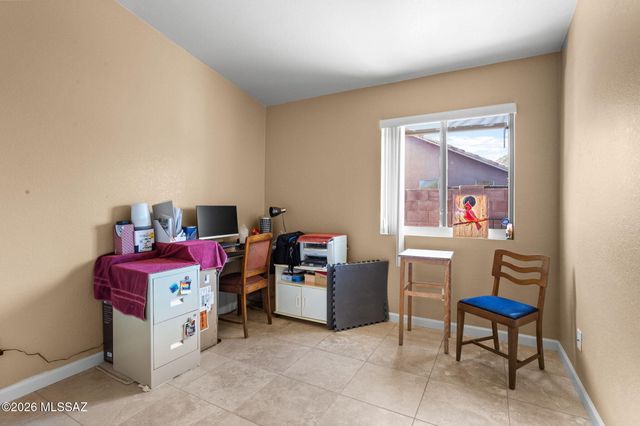 2504 W Southern Star Drive, Tucson, AZ 85713