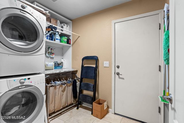2504 W Southern Star Drive, Tucson, AZ 85713