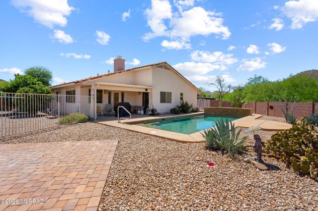 2504 W Southern Star Drive, Tucson, AZ 85713