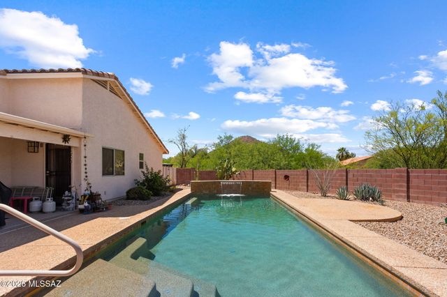 2504 W Southern Star Drive, Tucson, AZ 85713