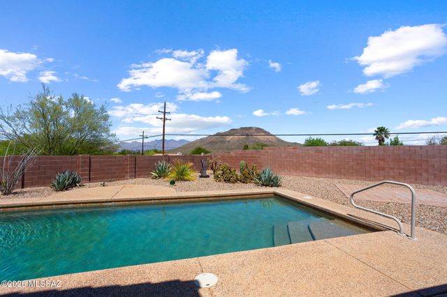 2504 W Southern Star Drive, Tucson, AZ 85713