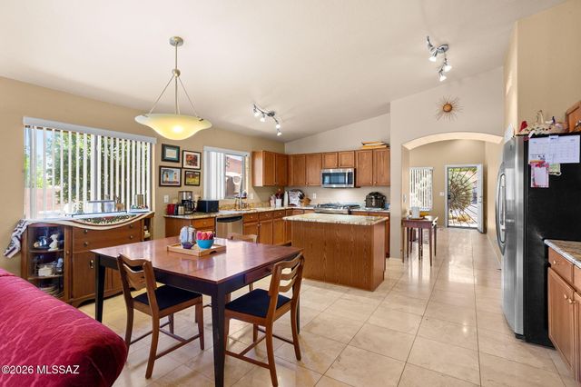 2504 W Southern Star Drive, Tucson, AZ 85713