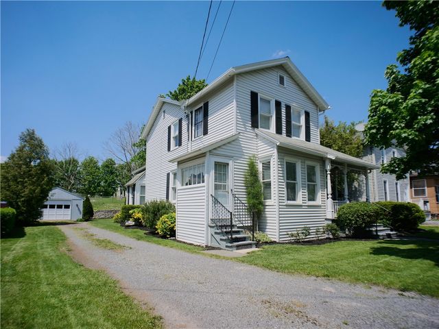 64 Chapin Street, Canandaigua City, NY 14424