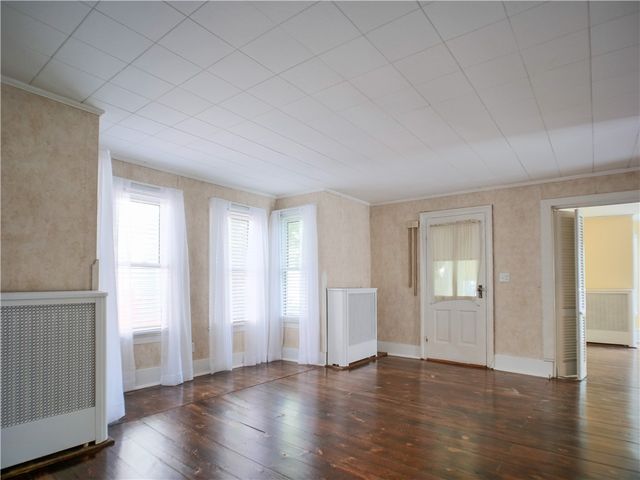 64 Chapin Street, Canandaigua City, NY 14424