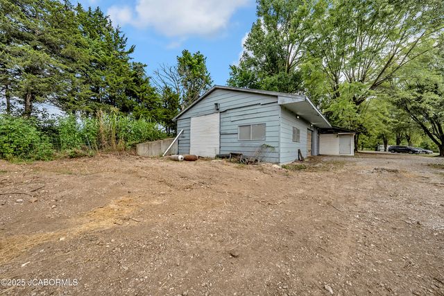 32730 HENLEY LAKE DRIVE, California, MO 65018