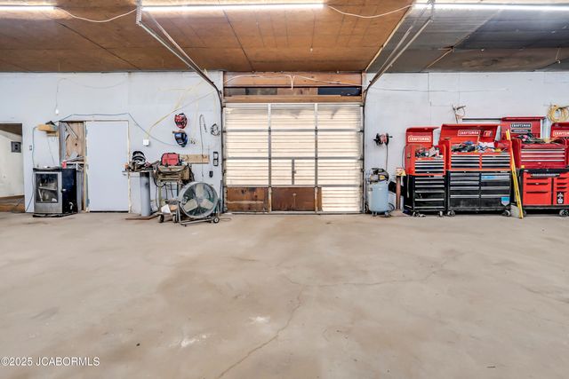 32730 HENLEY LAKE DRIVE, California, MO 65018