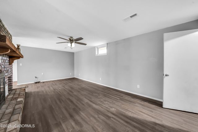 32730 HENLEY LAKE DRIVE, California, MO 65018