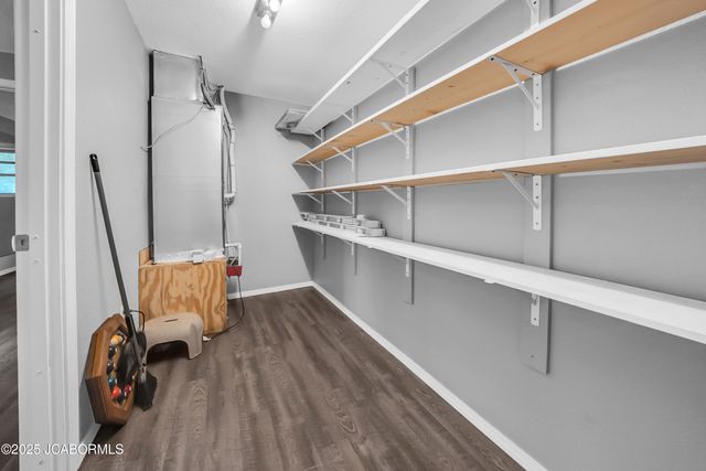 32730 HENLEY LAKE DRIVE, California, MO 65018