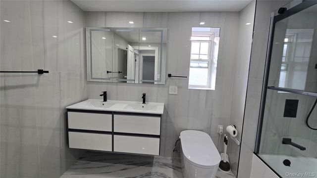 80-06 209th Street, Hollis Hills, NY 11427