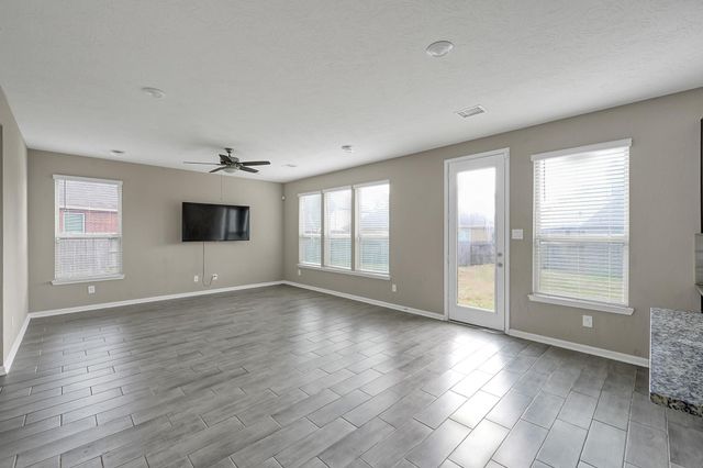 1951 Parnevik Place, Conroe, TX 77304