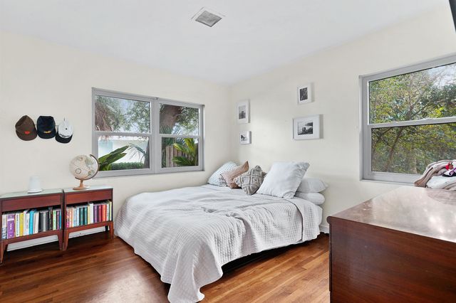 323 Arpieka Ave, St Augustine, FL 32080