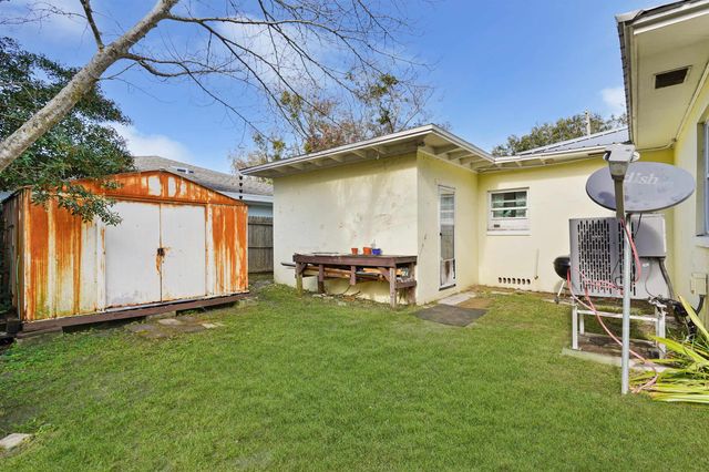 323 Arpieka Ave, St Augustine, FL 32080