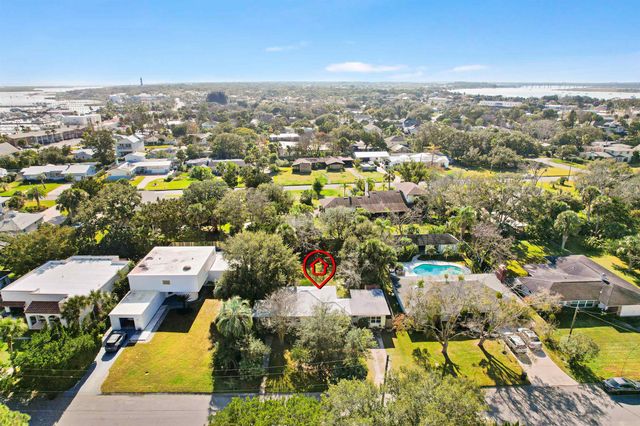 323 Arpieka Ave, St Augustine, FL 32080