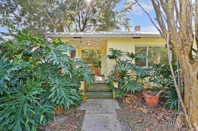 323 Arpieka Ave, St Augustine, FL 32080