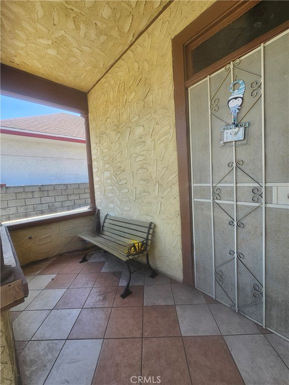 944 E 22nd, Los Angeles, CA 90011 — photo 3