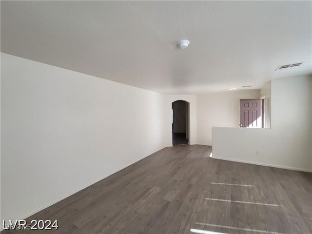 2711 Morning Break Court, Las Vegas, NV 89142