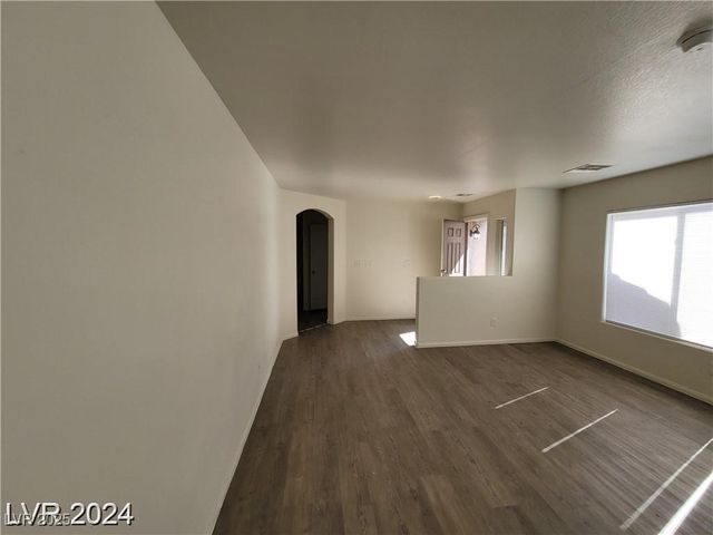 2711 Morning Break Court, Las Vegas, NV 89142
