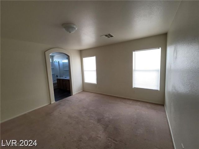2711 Morning Break Court, Las Vegas, NV 89142