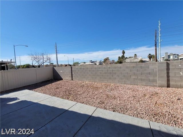 2711 Morning Break Court, Las Vegas, NV 89142