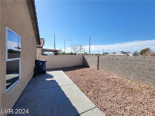 2711 Morning Break Court, Las Vegas, NV 89142