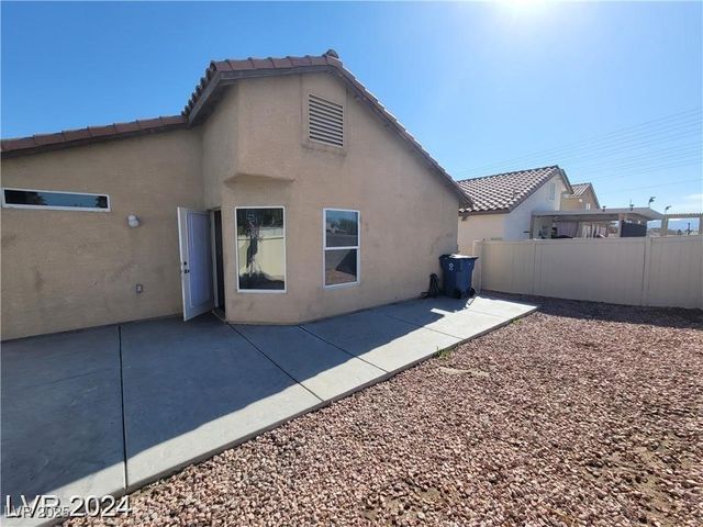2711 Morning Break Court, Las Vegas, NV 89142
