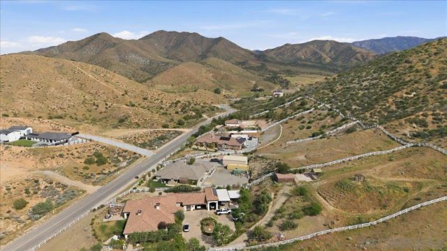 31802 Lawson Rd, Acton, CA 93510