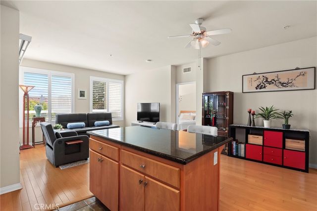 2742 Cabrillo Avenue 212, Torrance, CA 90501