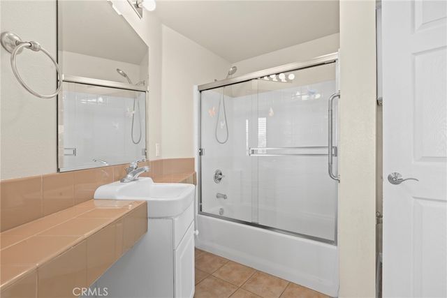 2742 Cabrillo Avenue 212, Torrance, CA 90501