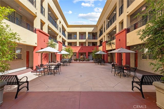2742 Cabrillo Avenue 212, Torrance, CA 90501