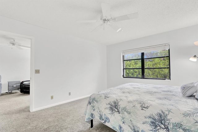 115 Bamboo Road 205, Palm Beach Shores, FL 33404