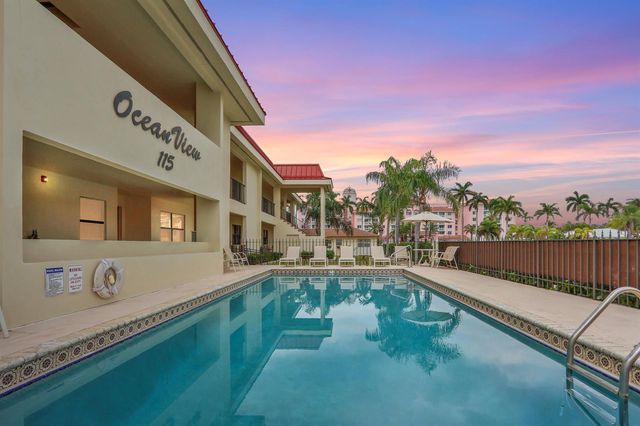 115 Bamboo Road 205, Palm Beach Shores, FL 33404
