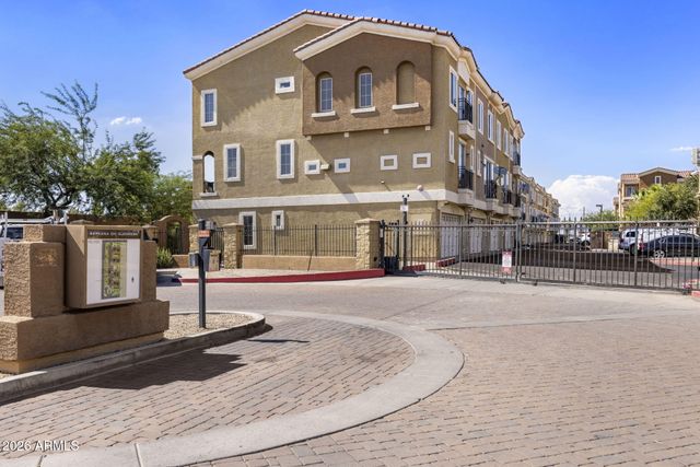2450 W GLENROSA Avenue 9, Phoenix, AZ 85015