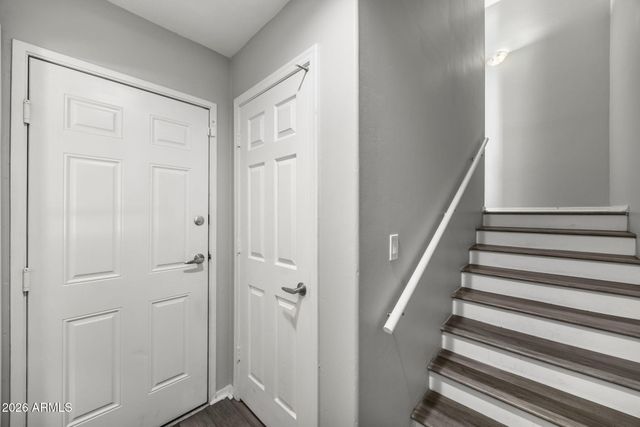 2450 W GLENROSA Avenue 9, Phoenix, AZ 85015
