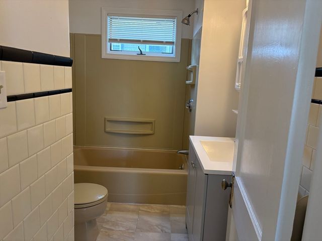 541 School 2, Belmont, MA 02478