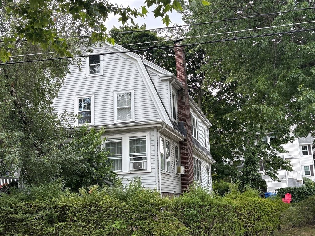 541 School 2, Belmont, MA 02478