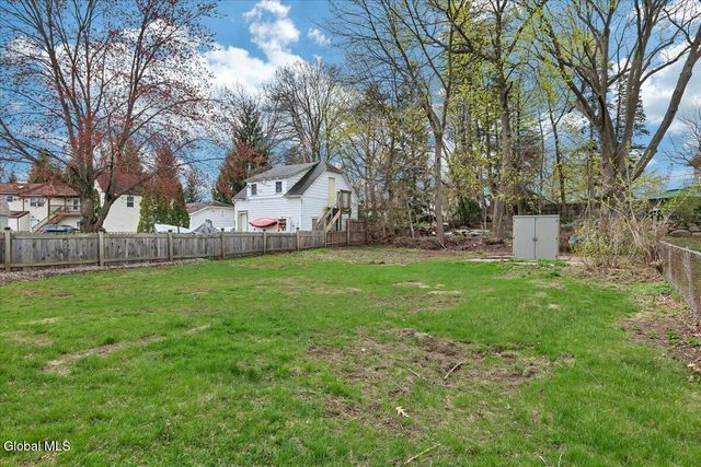 29 Vley Road, Scotia, NY 12302