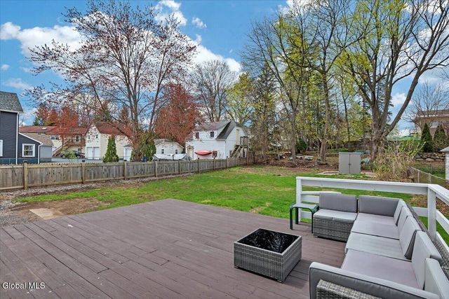 29 Vley Road, Scotia, NY 12302