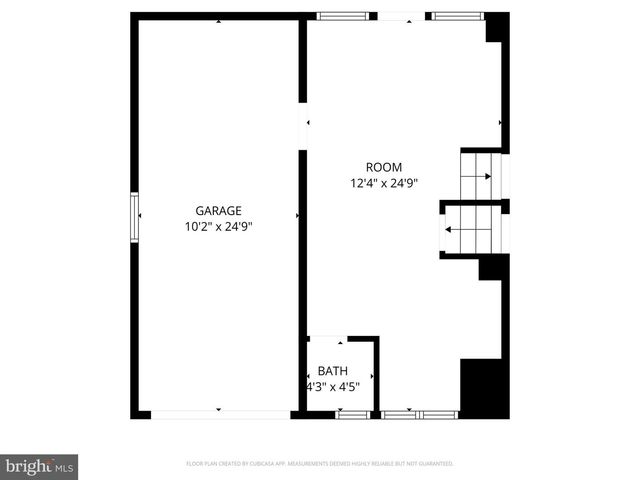 6 AVA AVE, Somerdale, NJ 08083