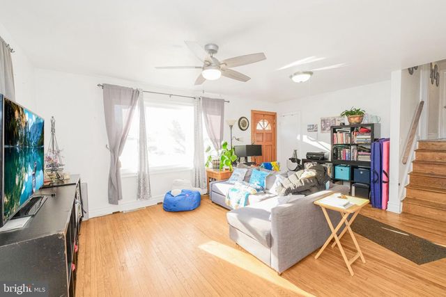 6 AVA AVE, Somerdale, NJ 08083