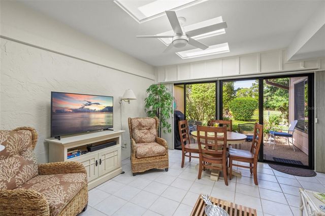 4688 OAK HOLLOW DRIVE 25, Sarasota, FL 34241